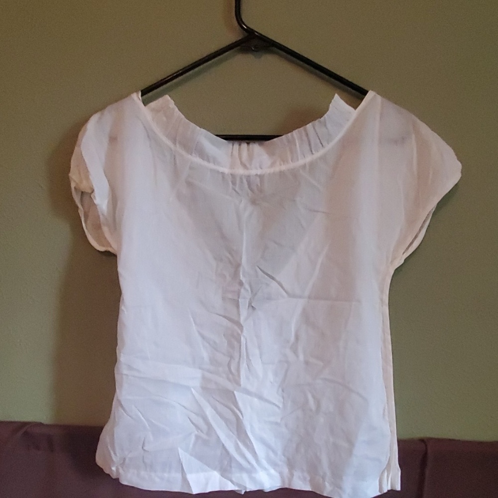 New with tag (no price tag) blouse